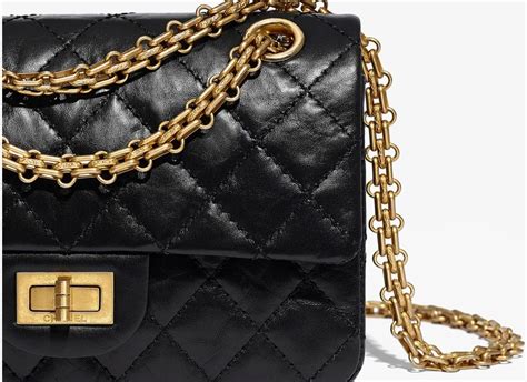 chanel borsa classica grande|Borse Chanel: i prezzi e 6 modelli iconici .